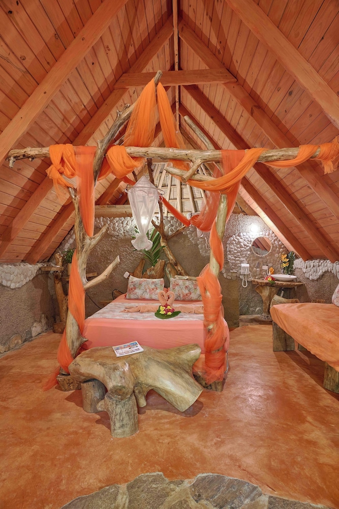 CHALET TROPICAL Hotel & Restaurant-Pizzeria