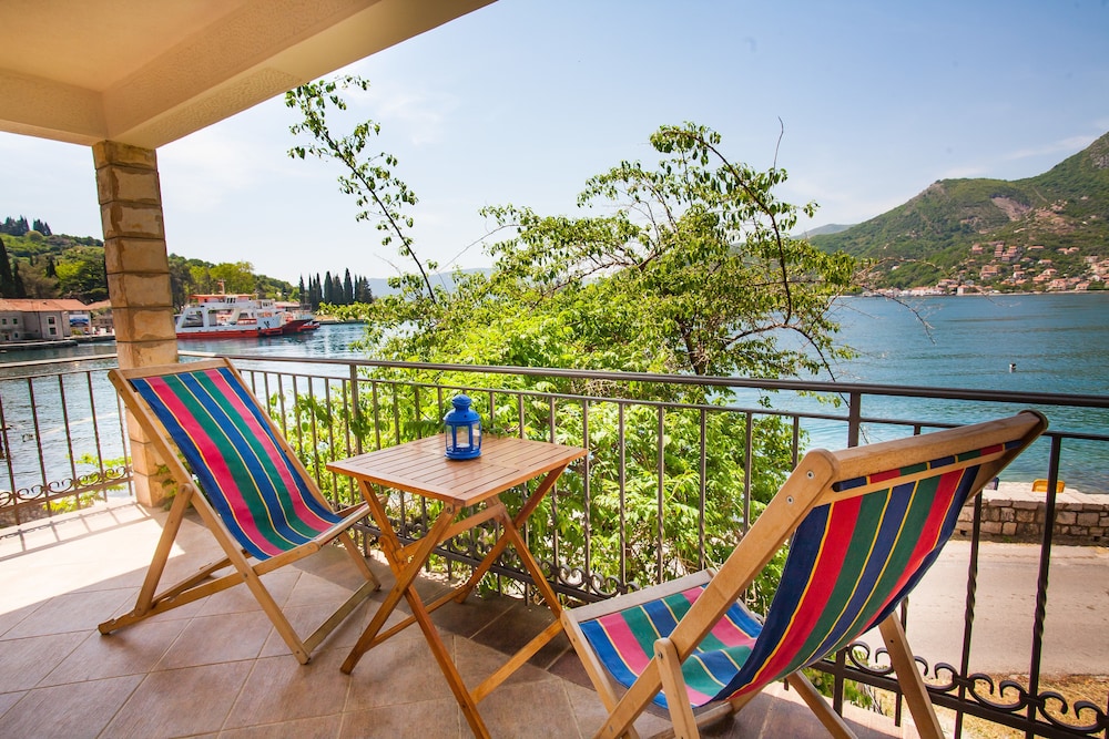 Apartments Villa Serventi