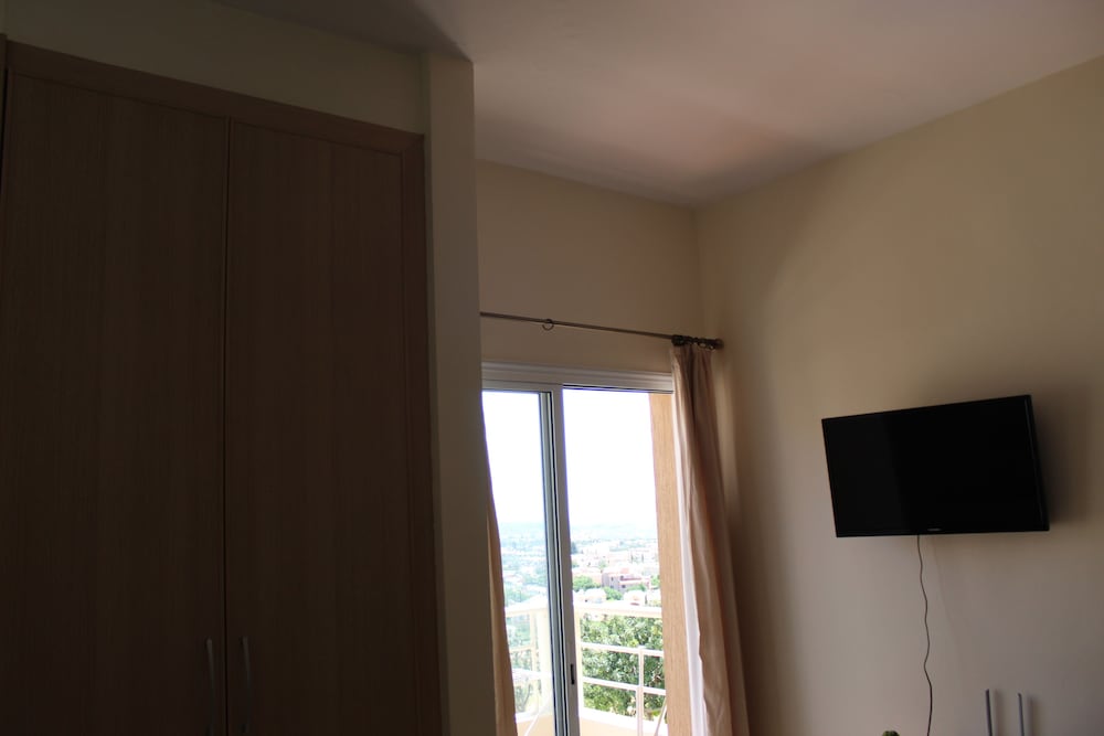 PMP Adamia 108A view 2