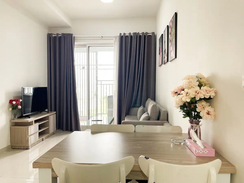 Sunrise City View Apartment