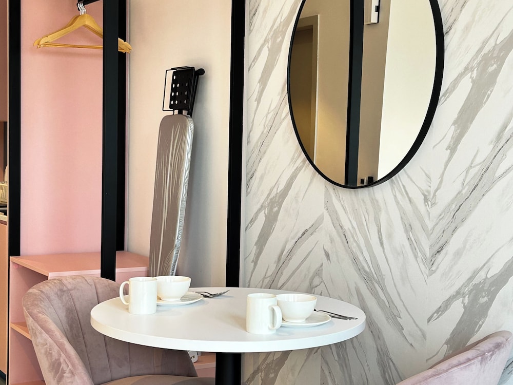 The Paxtonz by Manhattan Group