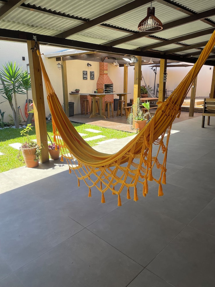 Shangri La Casas e Studios