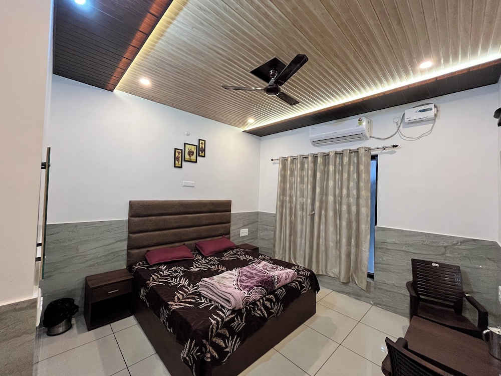 Hotel Utsav