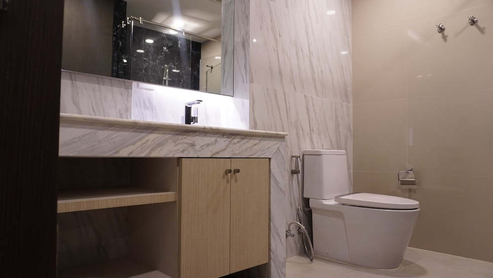Luxurious 2-bedroom Apartment With Ocean View in Choeng Thale