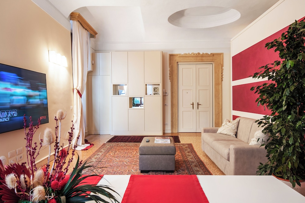 Residenza Lugo