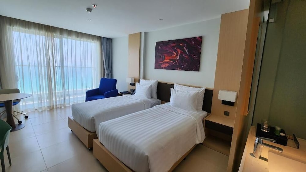 Spring home Arena Cam Ranh