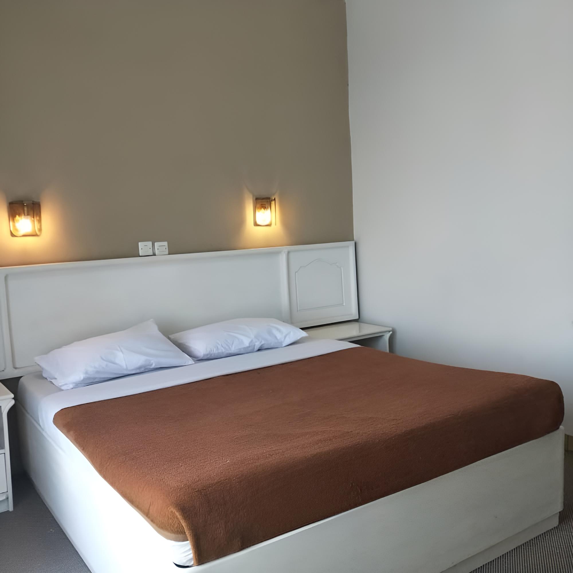 Capital O 2239 Hotel Endah Parahyangan view 5