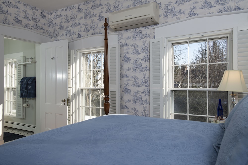 Liberty Hill Inn