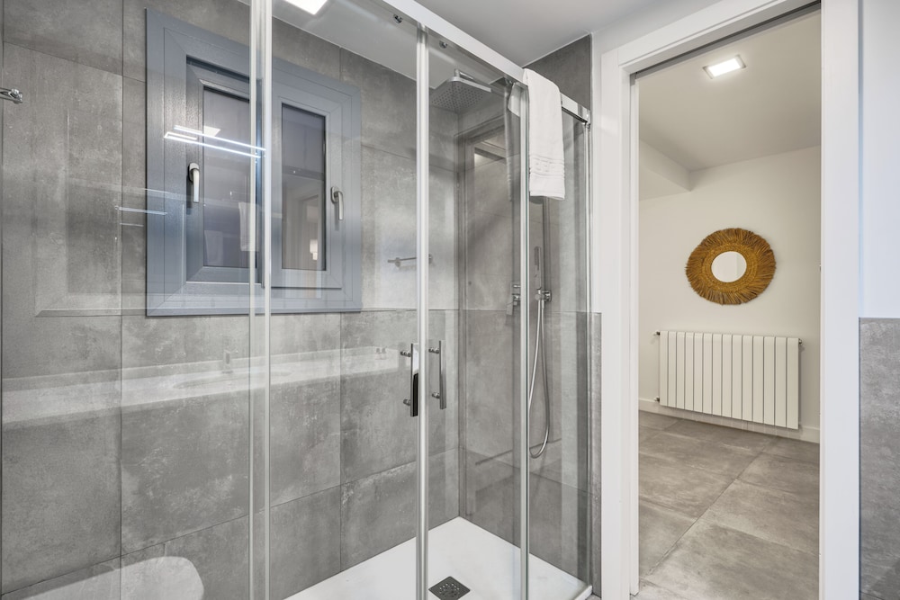 San Francisco Top-Luxury by Homing U