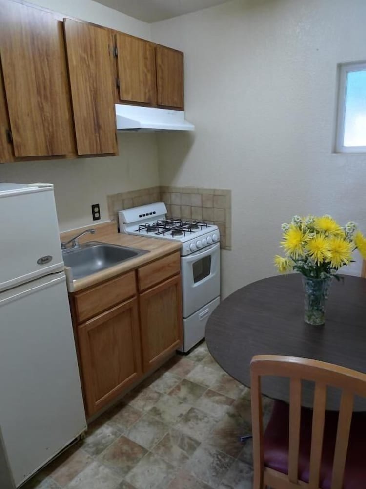 Budget inn