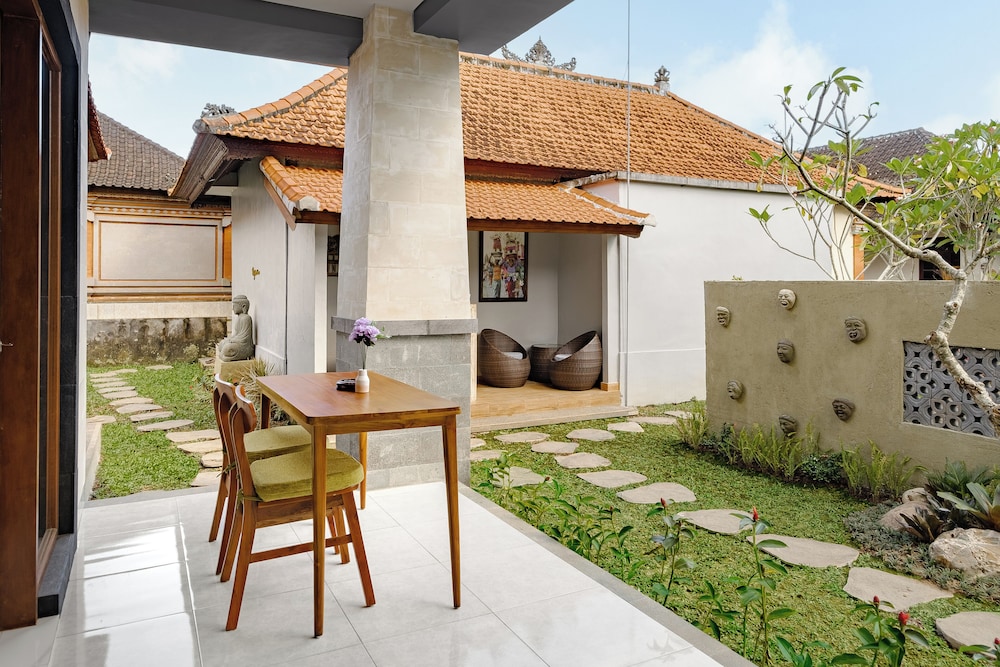 Ray Guest House