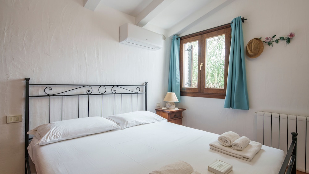 Villa Flora in Loiri Porto San Paolo