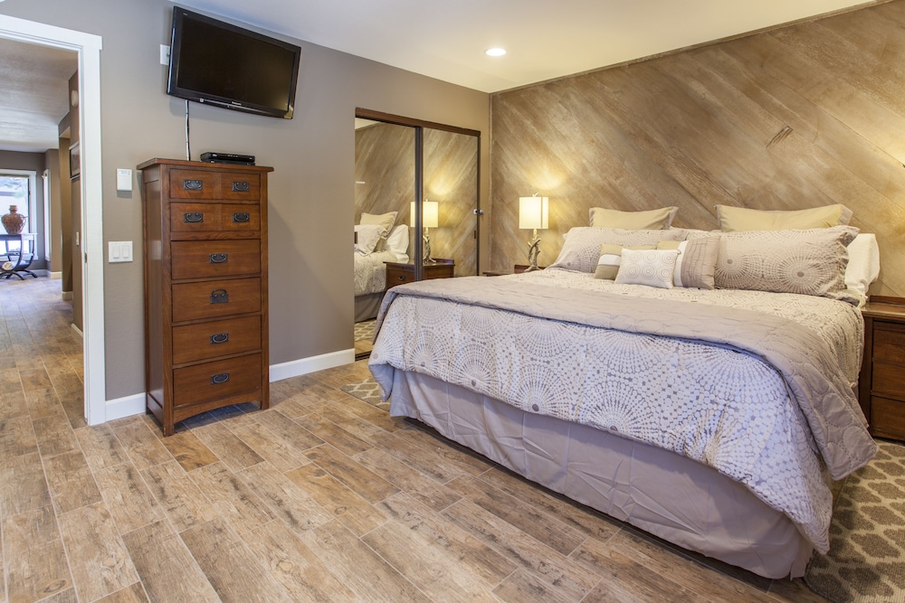 Snowcreek 405 Phase III