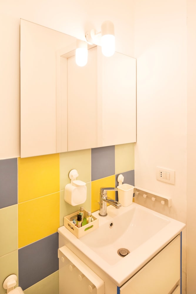 Casa Sabir en Ragusa — bathroom
