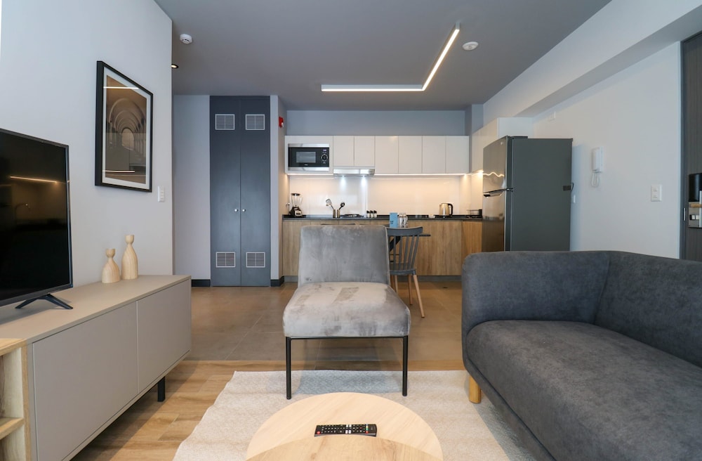 w Awesome 1BR w Lovely Deco in San Isidro