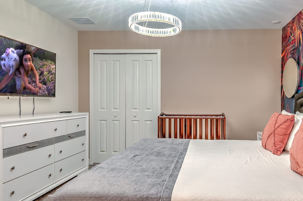 2852 Ultimate Retreat for Your Family 9 Bedrooms