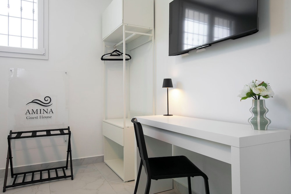 AMINA Guest House