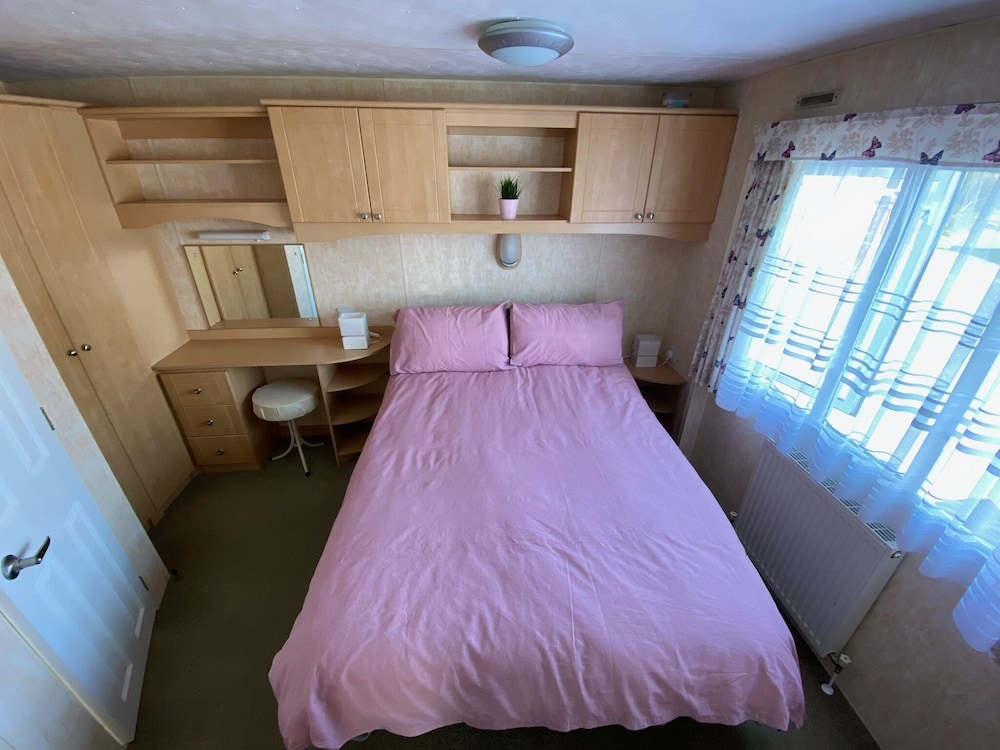 Lake District Static Caravan Lakeside, Cumbria view 4