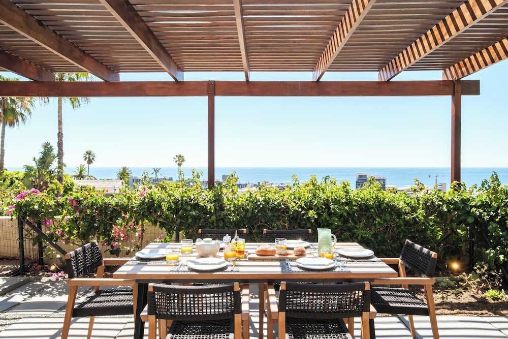 Opulent Spacious Fresnaye Sea View Leonotis Villa