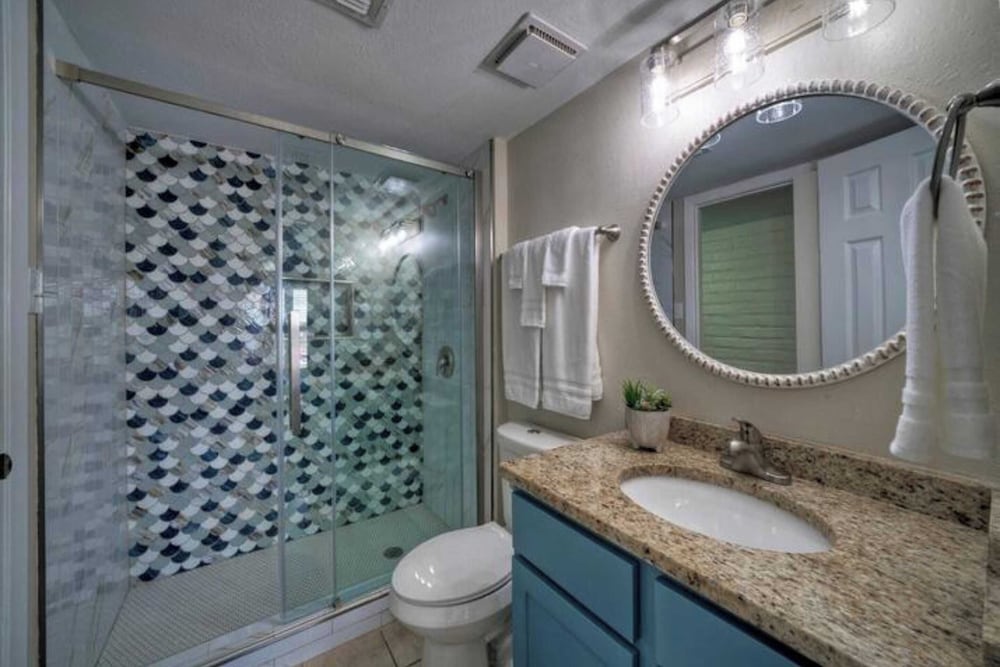 Sleeps 20 3 Condos w/ Beach Access, Pool, Tennis Courts Sea Sands Complex