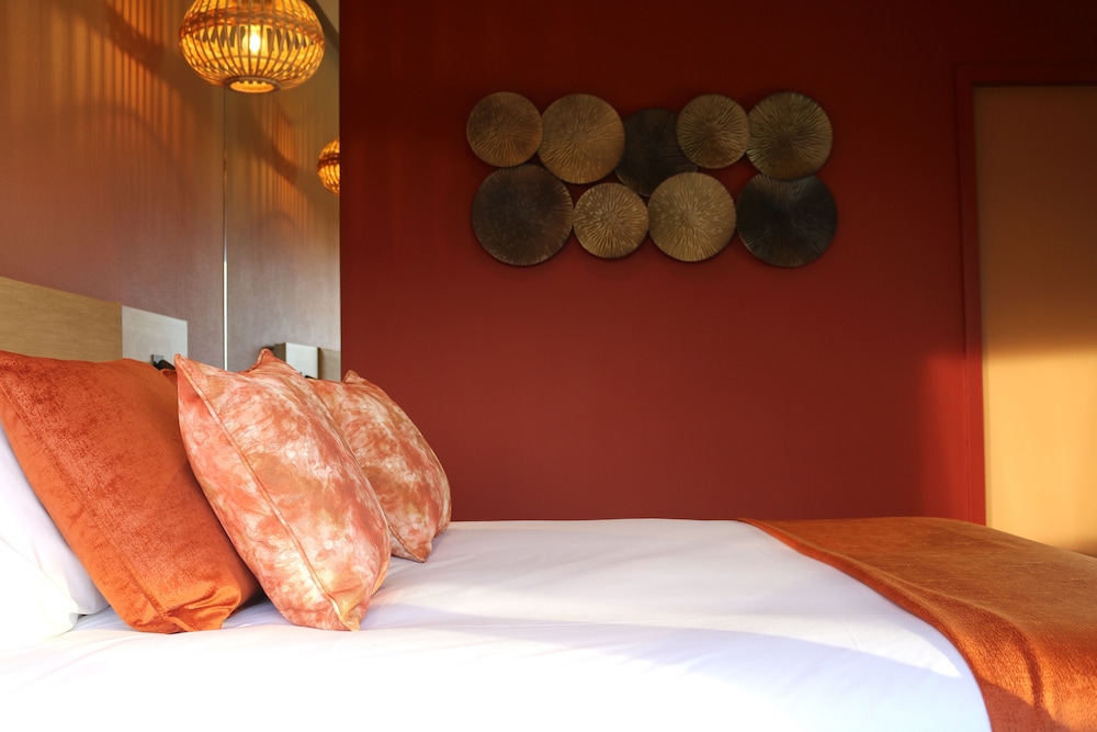 Doncaster Vacations - Hex Wildlife Hotel - Property Image 30