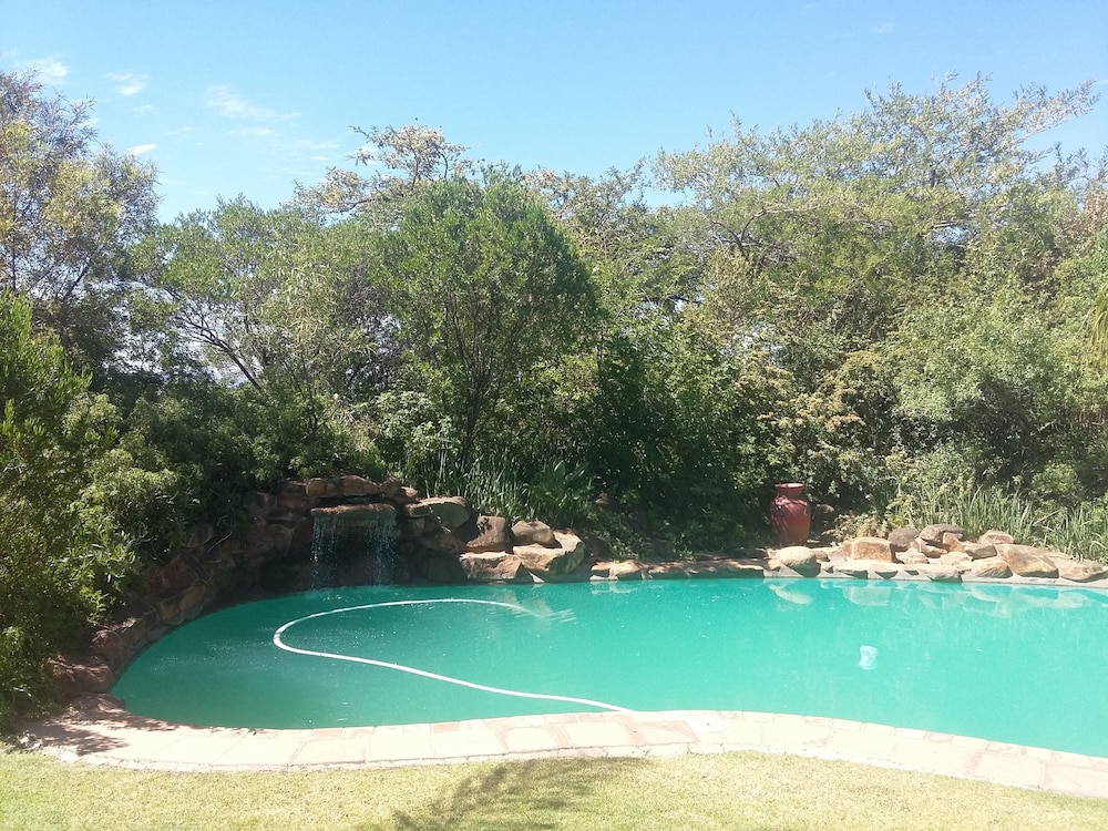 La Vue Guest Lodge and Function Venue