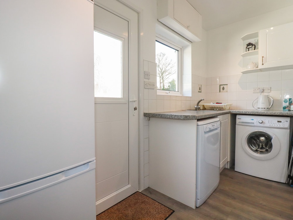 Truro Vacations - 5 Carlyon Road - Property Image 4