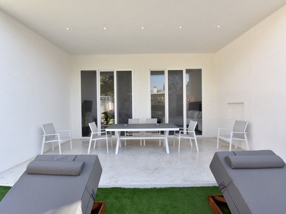 4 Elements Earth Luxury Suites