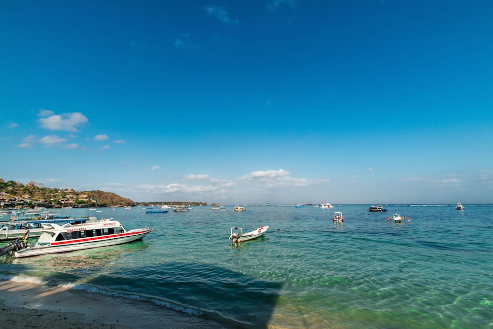 RedDoorz Plus Nusa Lembongan Island