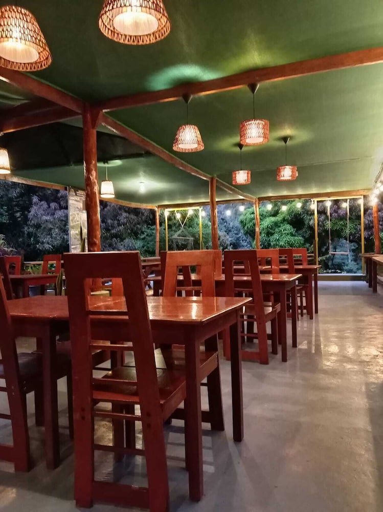 www.ecoterralodge.com