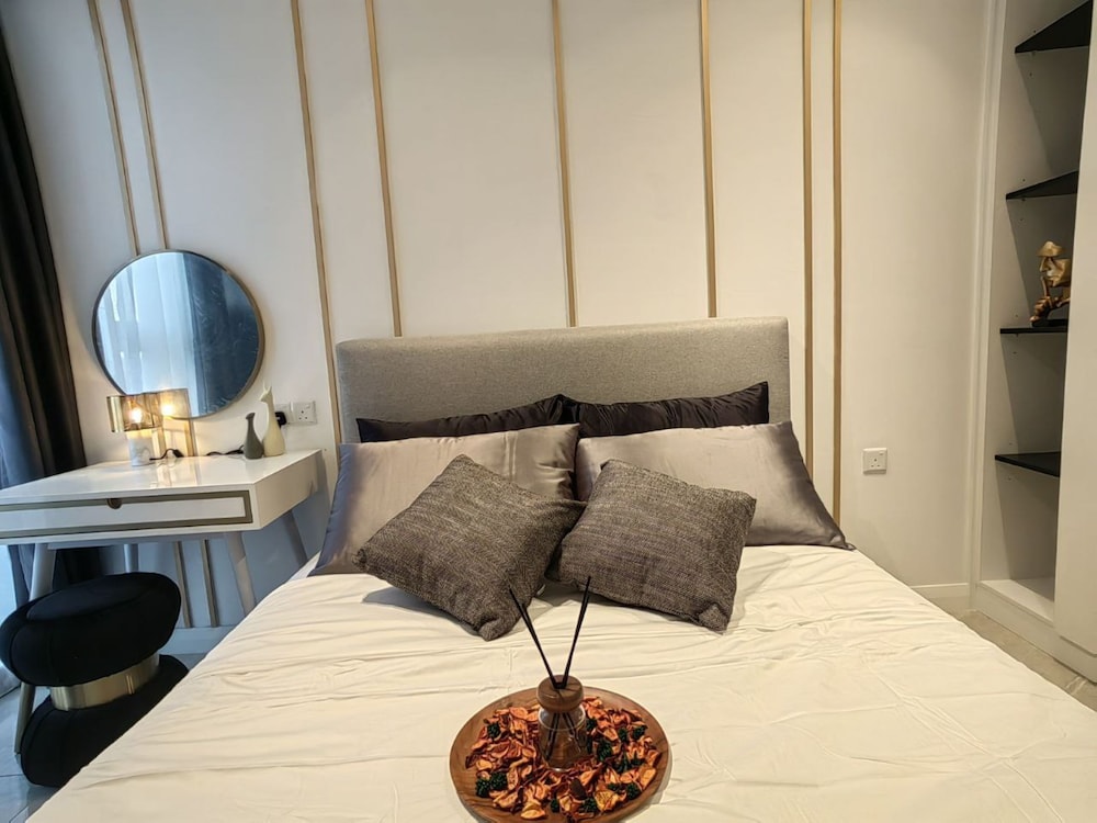 The Axon Bukit Bintang by SMOVF BNB