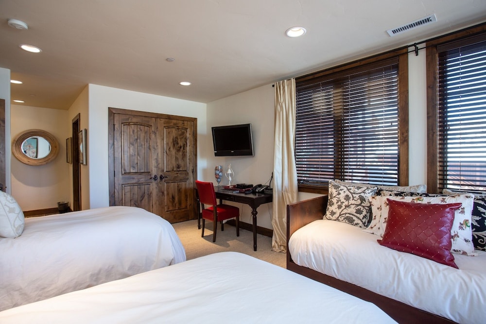 Stag Lodge at Deer Valley Resort - Seven Bedroom Residence with Spa #35 7 Condo