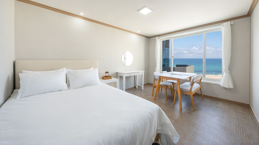 Gangneung Jin Stay