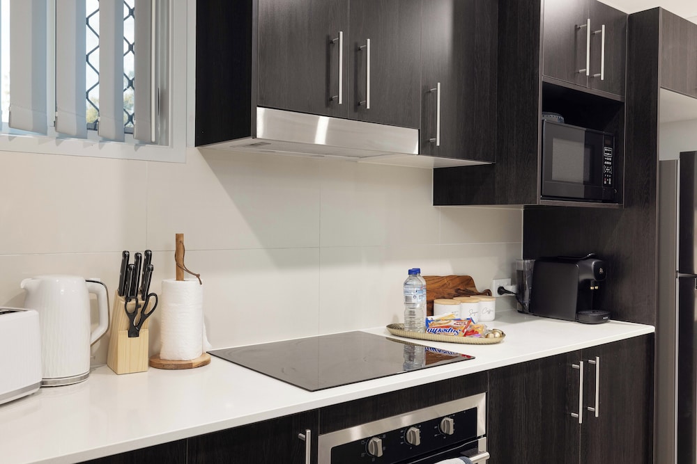 Smart Suites Self Check-in Apartments - 31 Freney