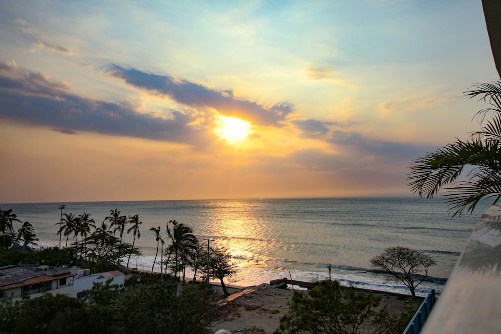 Apartamentos SOHO Elite - Frente al Mar