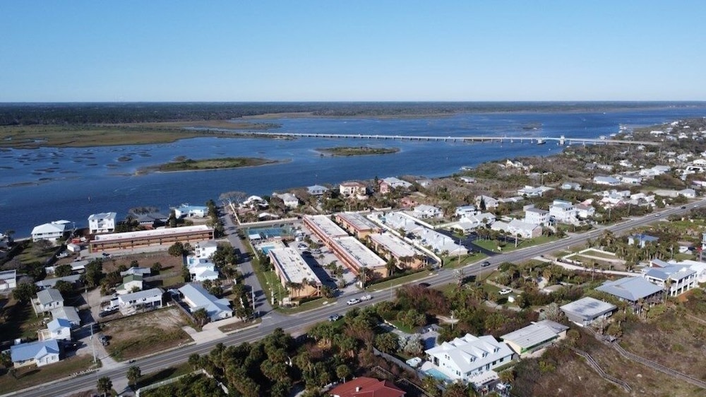 Pelican Inlet C119, Near Beach: Pool & Tennis 2 Bedroom Condo