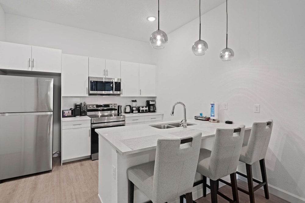 4 Bed Private Family Villa