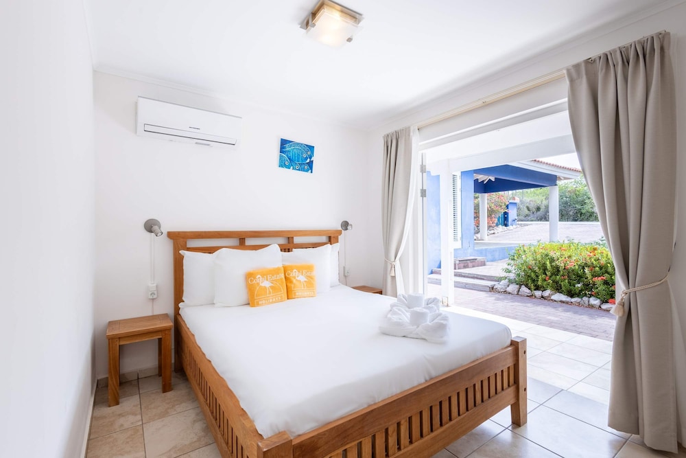 Villa Strea Nobo - With Private Pool Ocean View