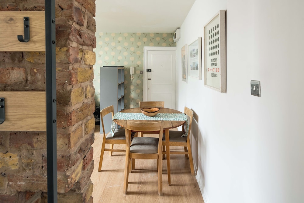 Cosy 1B Flat in Spitalfields Near Brick