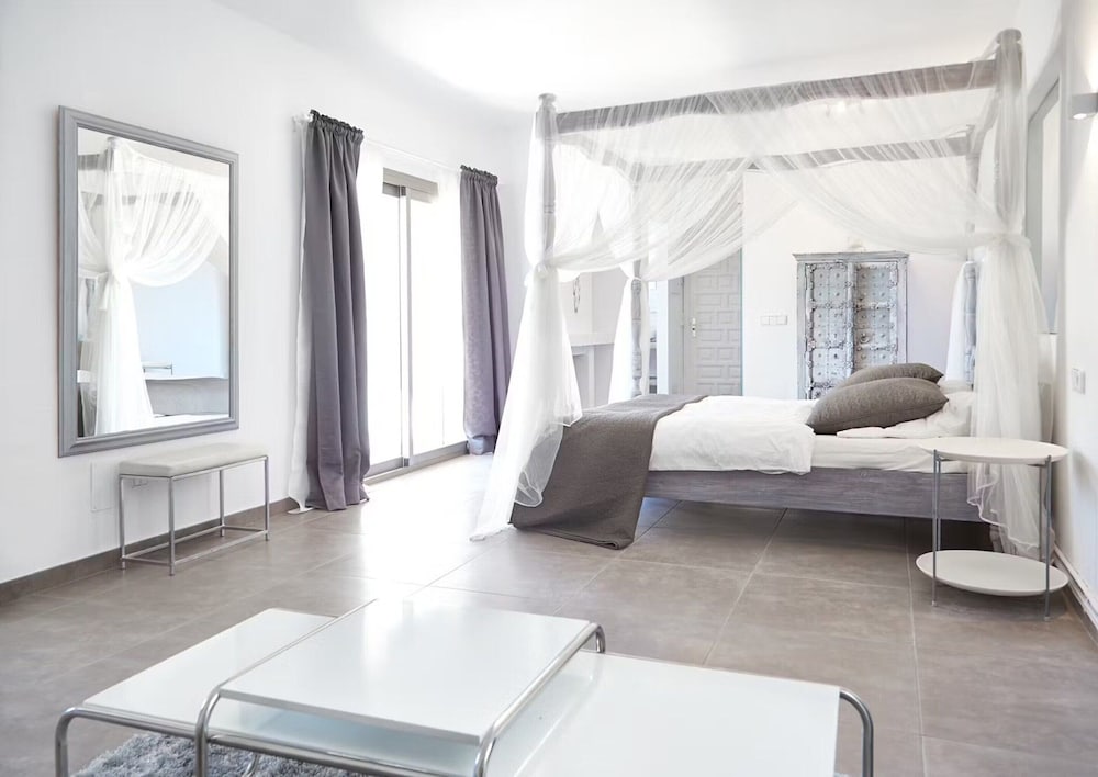 Beautiful Villa With sea Views