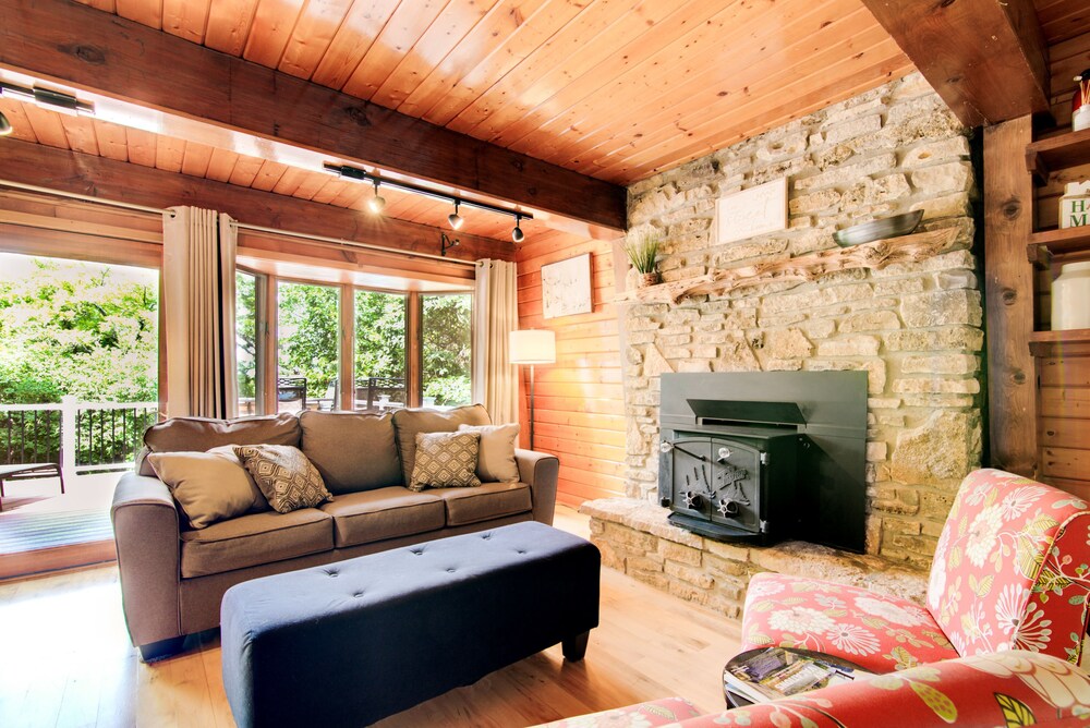 New York City Vacations - Walk to Tuttle Creek Lake: Secluded Scenic Retreat - Property Image 9