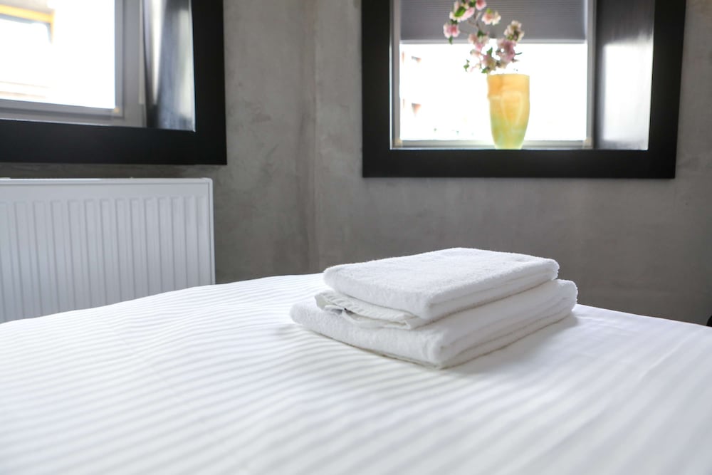 Denise - Belle Epoque Apartment With Modern Comfort