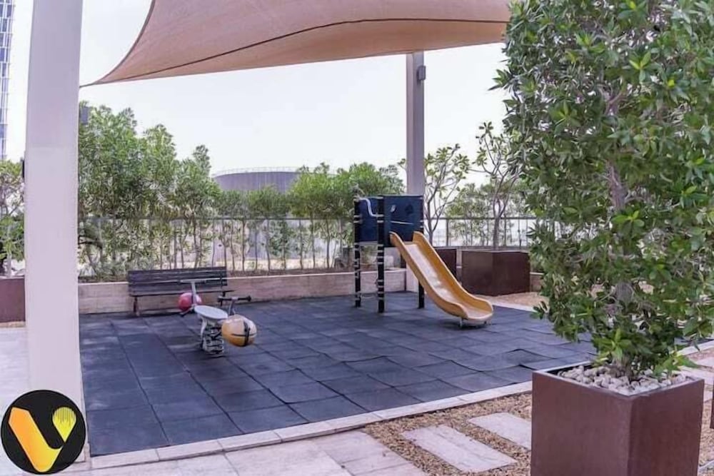 Vogue Stylish Apt Near Dubai Mall & Burj