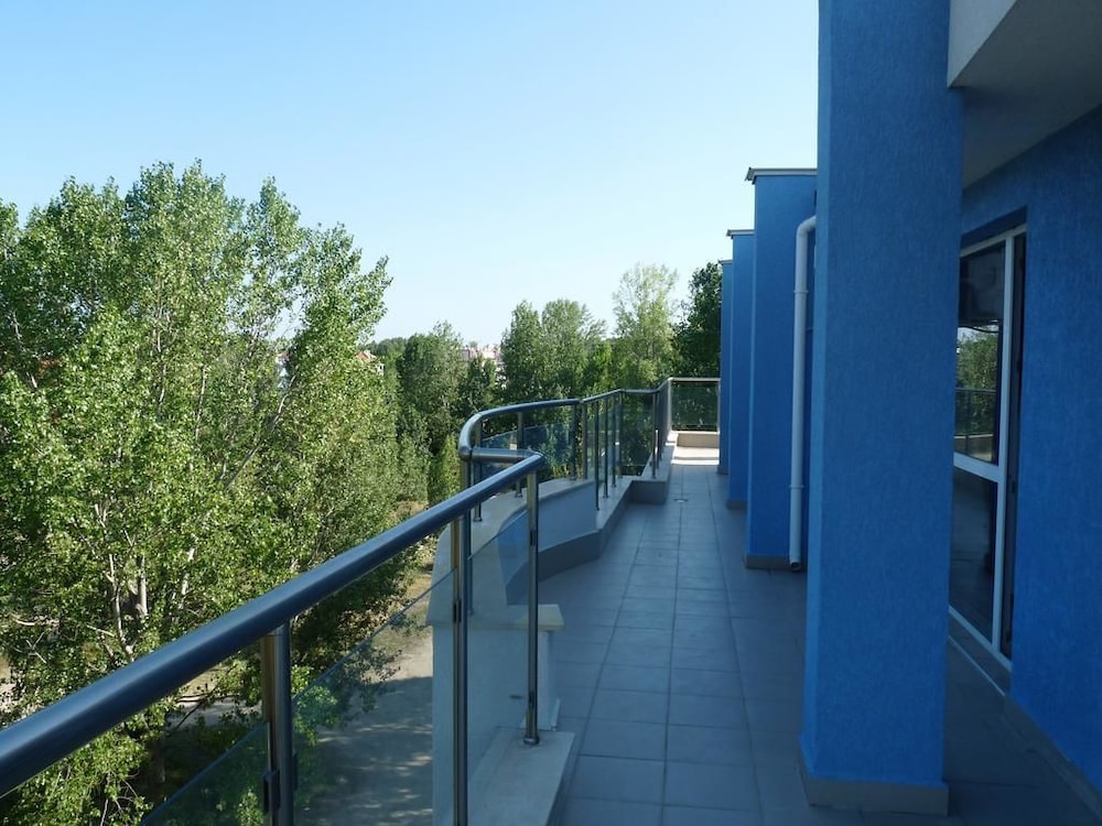 Sofia Apartments in Sunny Residence