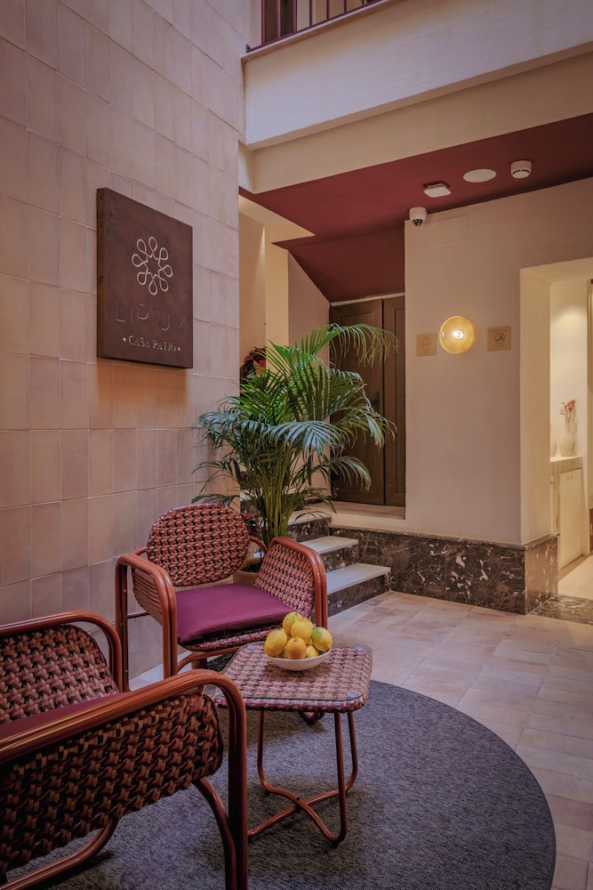 Lirium Casa Patio