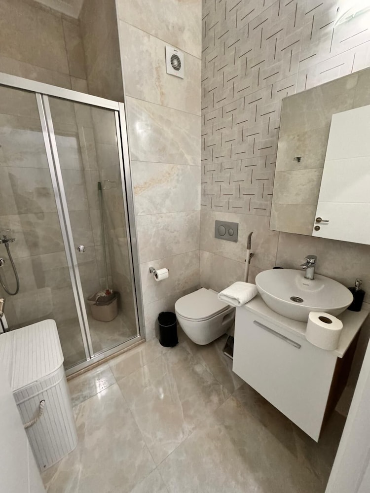 Riverside Life Residences