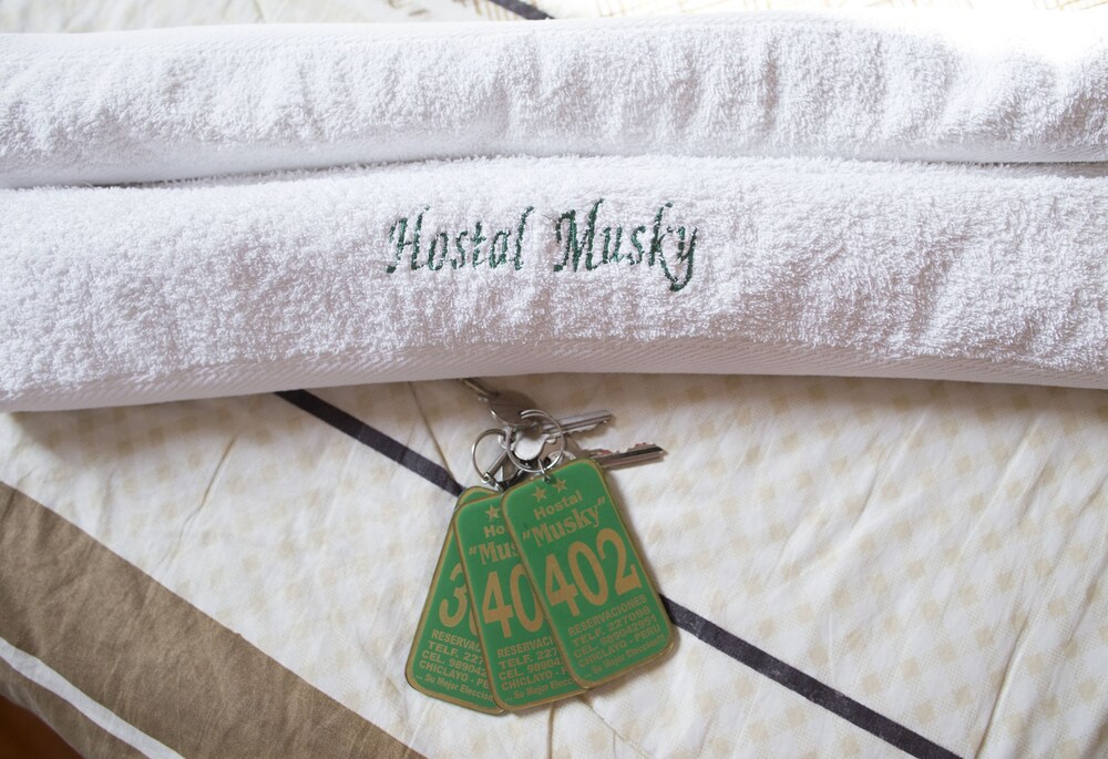 Musky Hs & Suites
