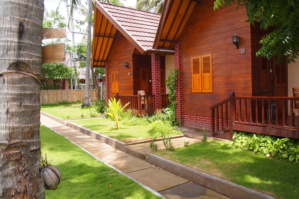 Gili Escape Bungalows