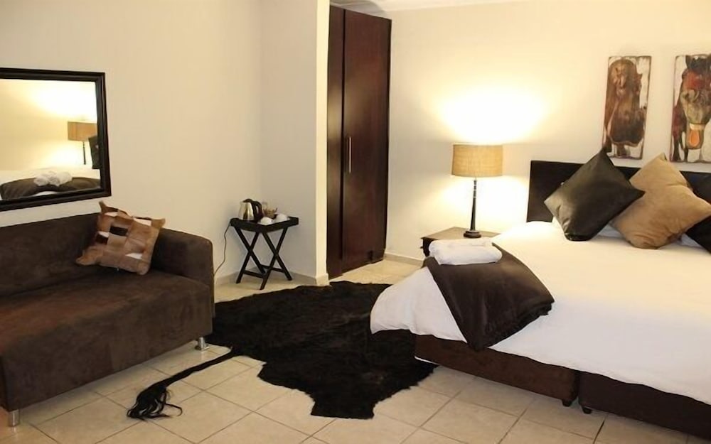 African Footprints Lodge