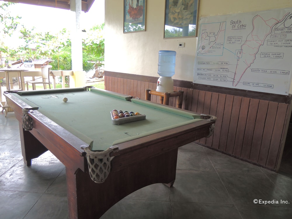 Moalboal Beach Resort